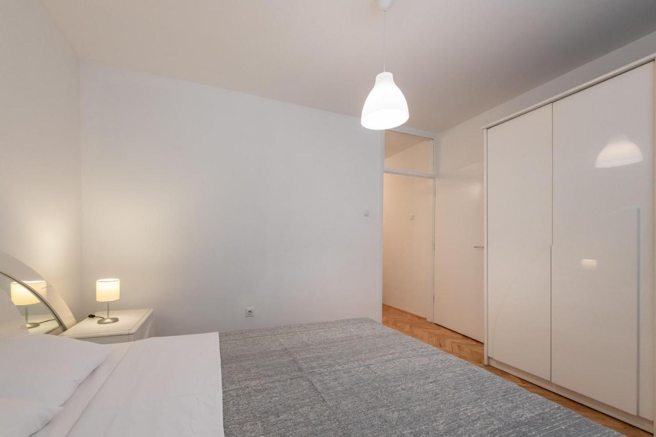 Ada City Break Belgrade Luaran gambar