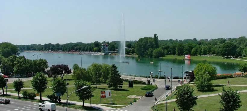 Ada City Break Belgrade Luaran gambar
