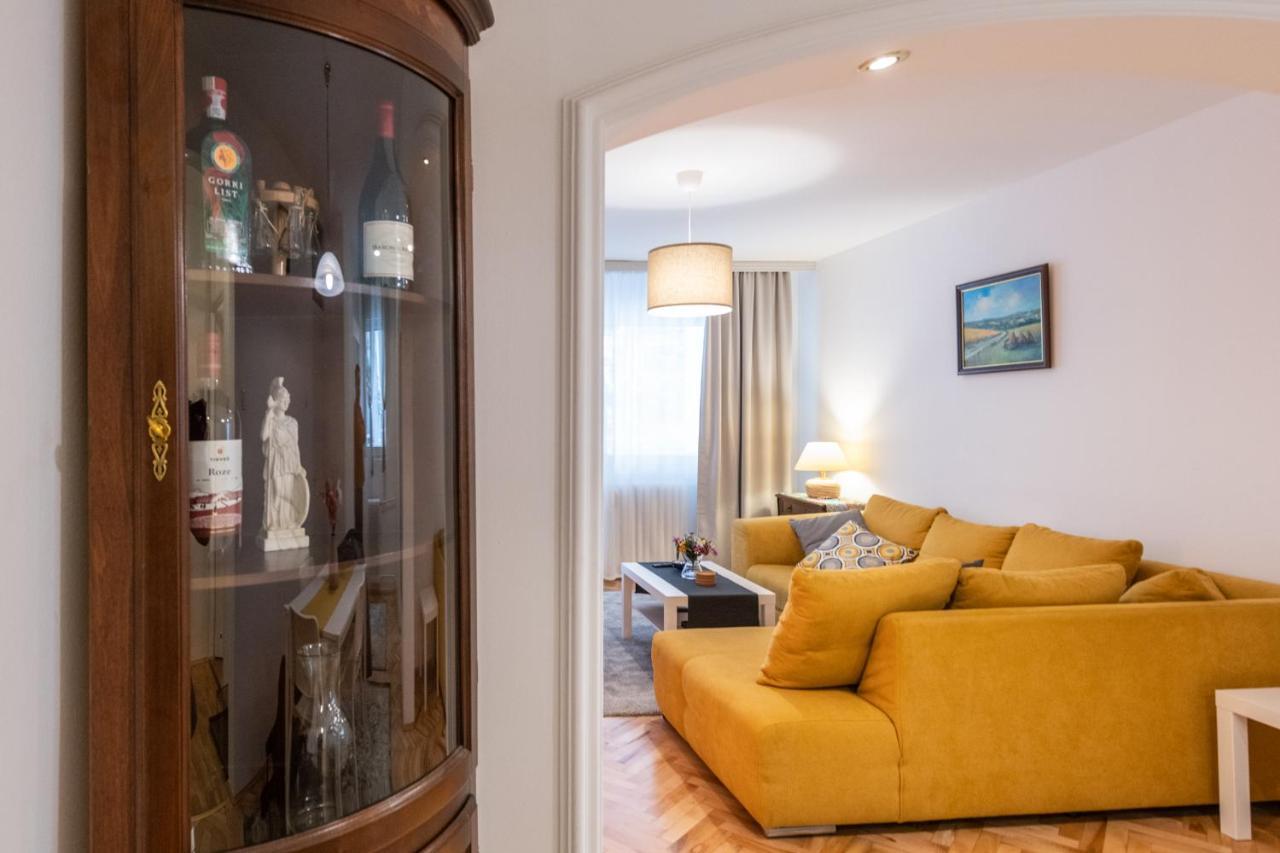 Ada City Break Belgrade Luaran gambar