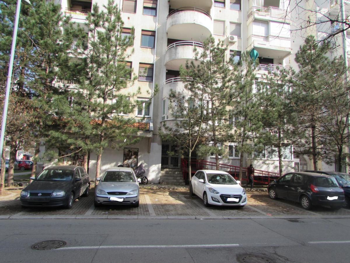 Ada City Break Belgrade Luaran gambar